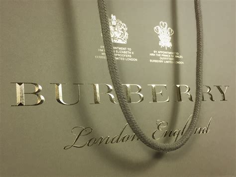 what materials does burberry use.